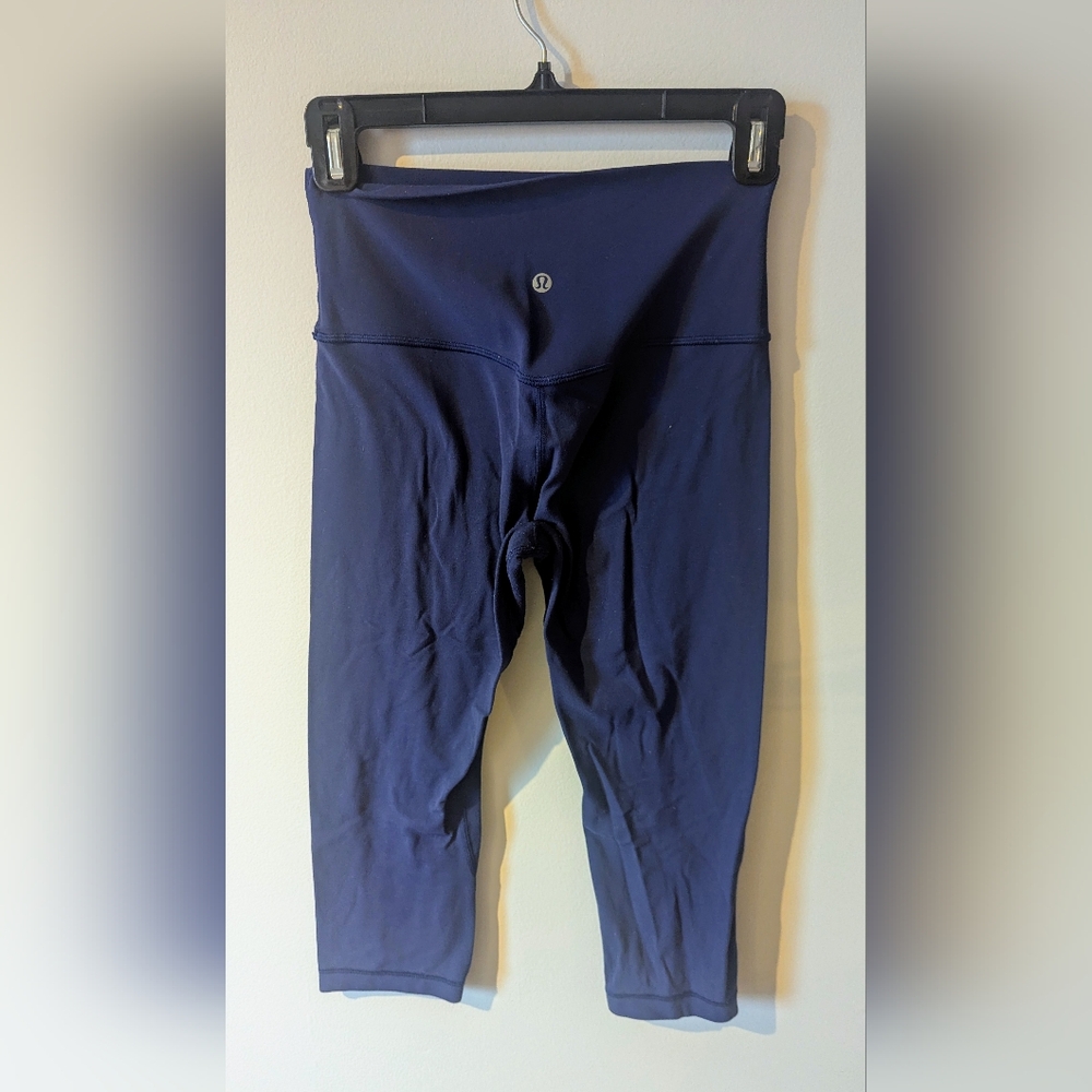 Lululemon Blue Crop Leggings Sz 6